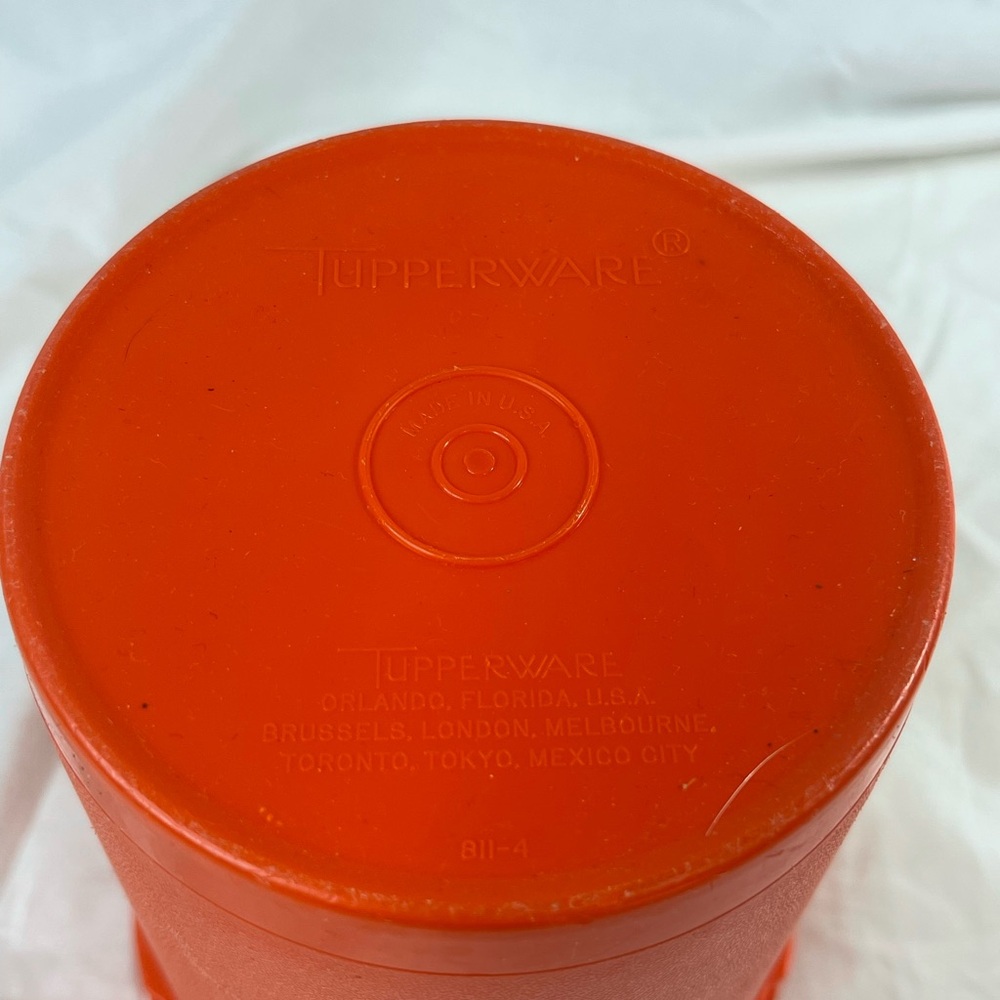 Vintage Tupperware Orange Canister, Made in USA - Picture 3 of 7
